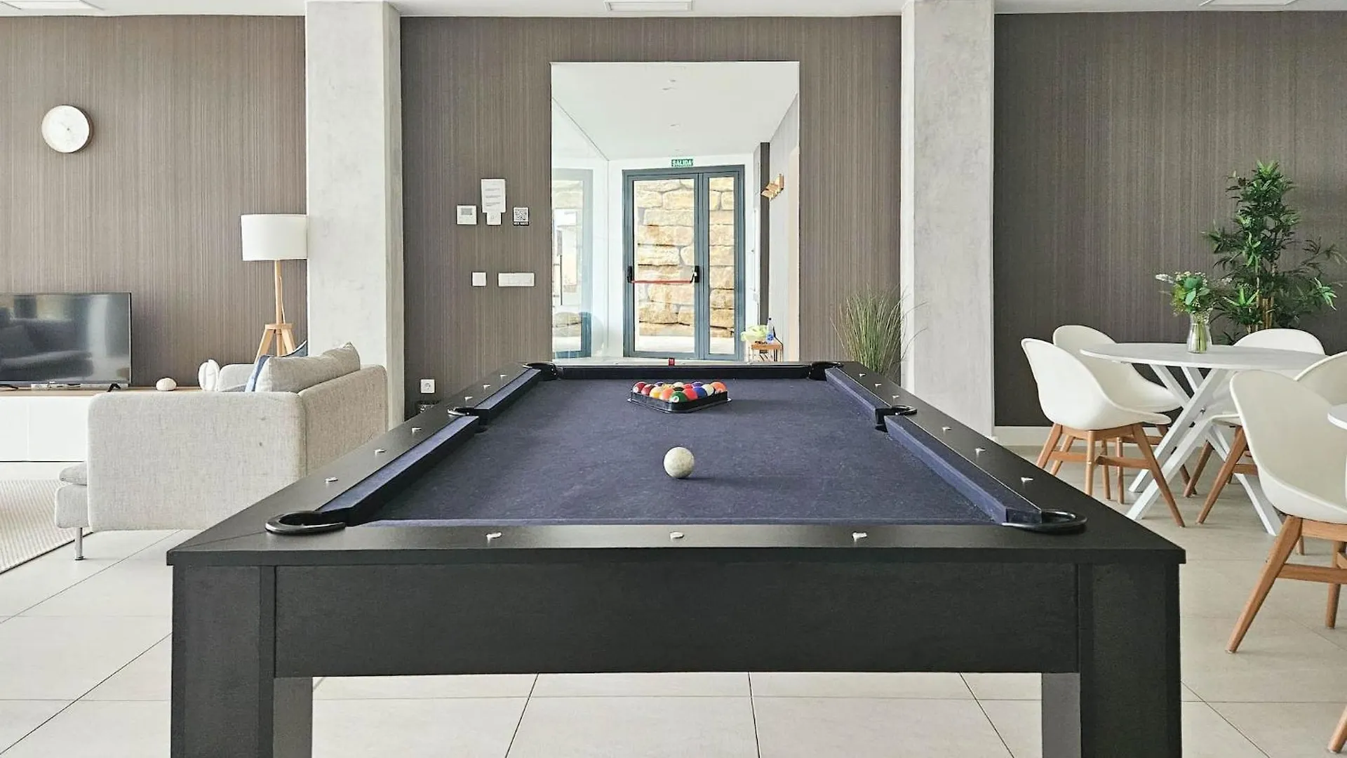 Modern 3 Bedroom Apartment With Amazing Facilities Manilva Spain