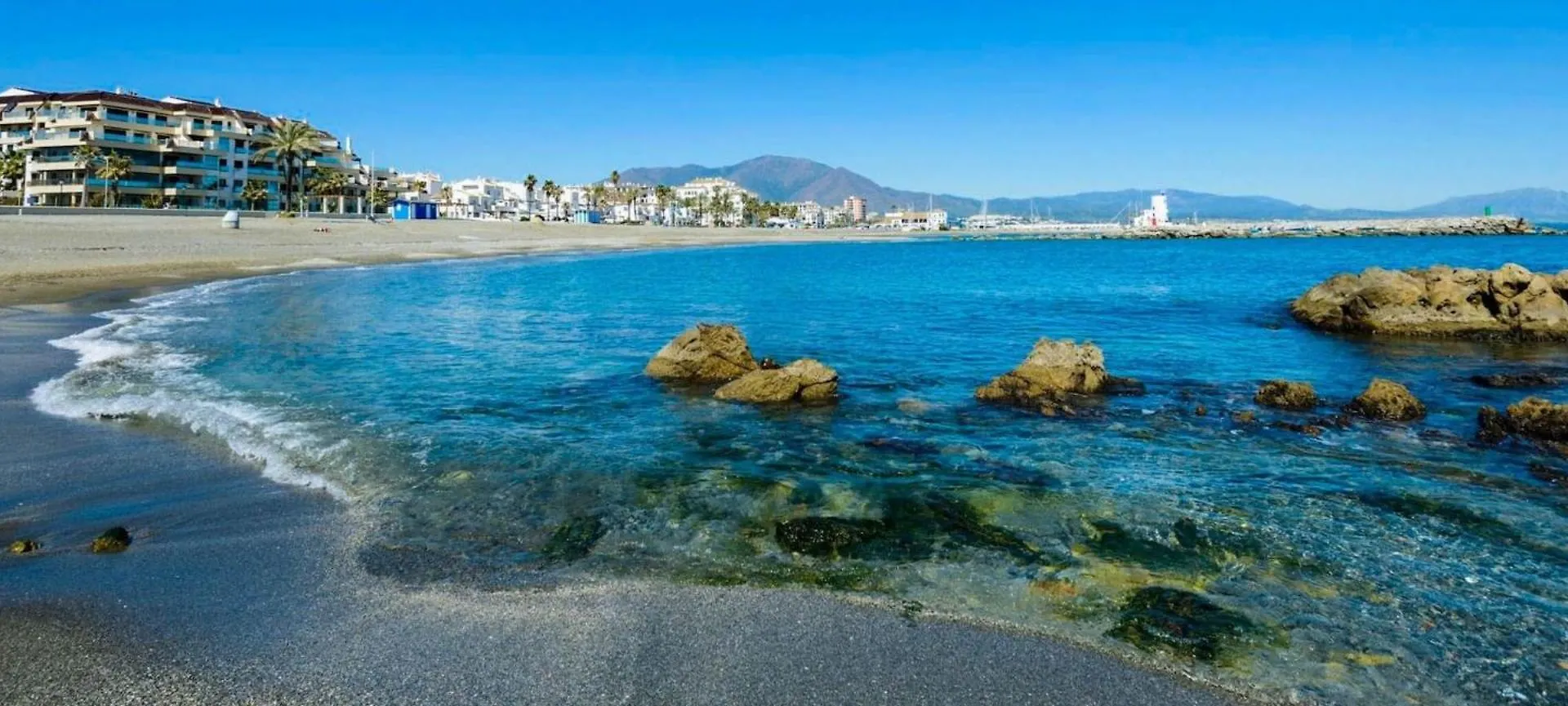 Modern 3 Bedroom Apartment With Amazing Facilities Manilva Spain
