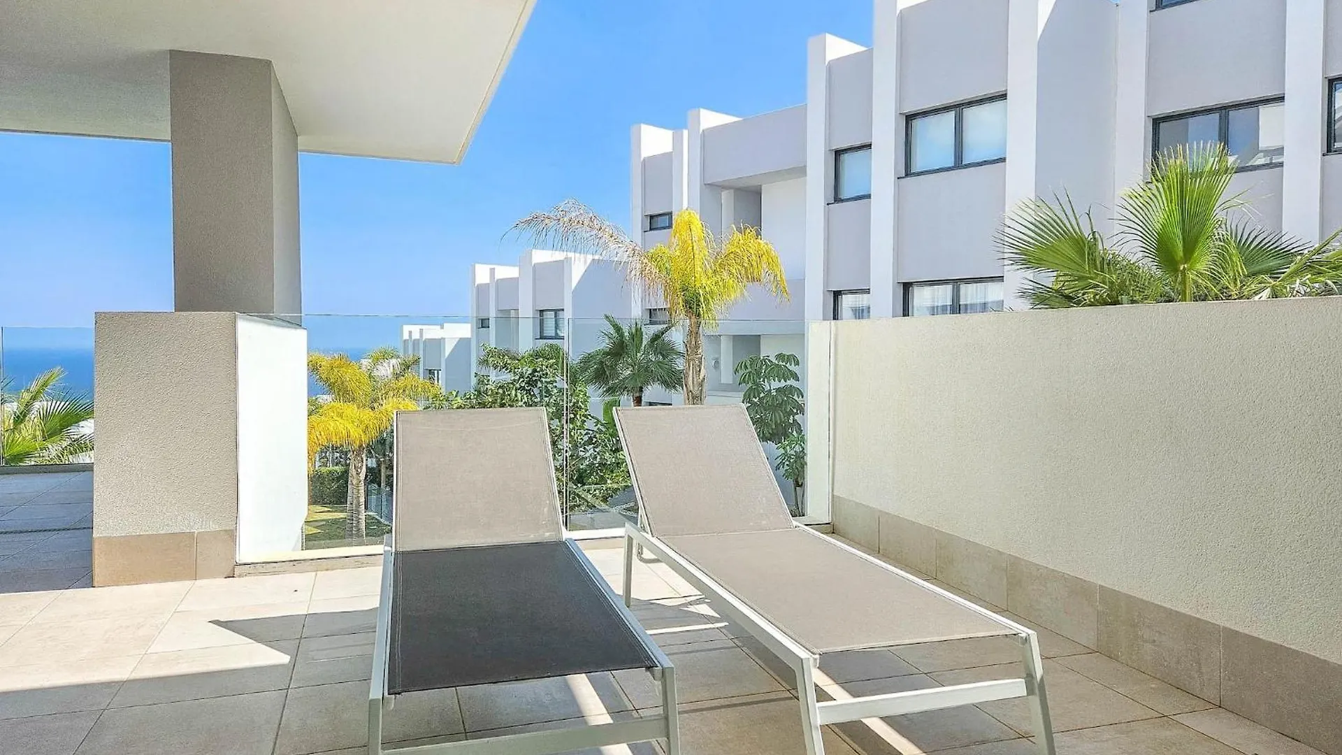 Modern 3 Bedroom Apartment With Amazing Facilities Manilva 0*,  Spain
