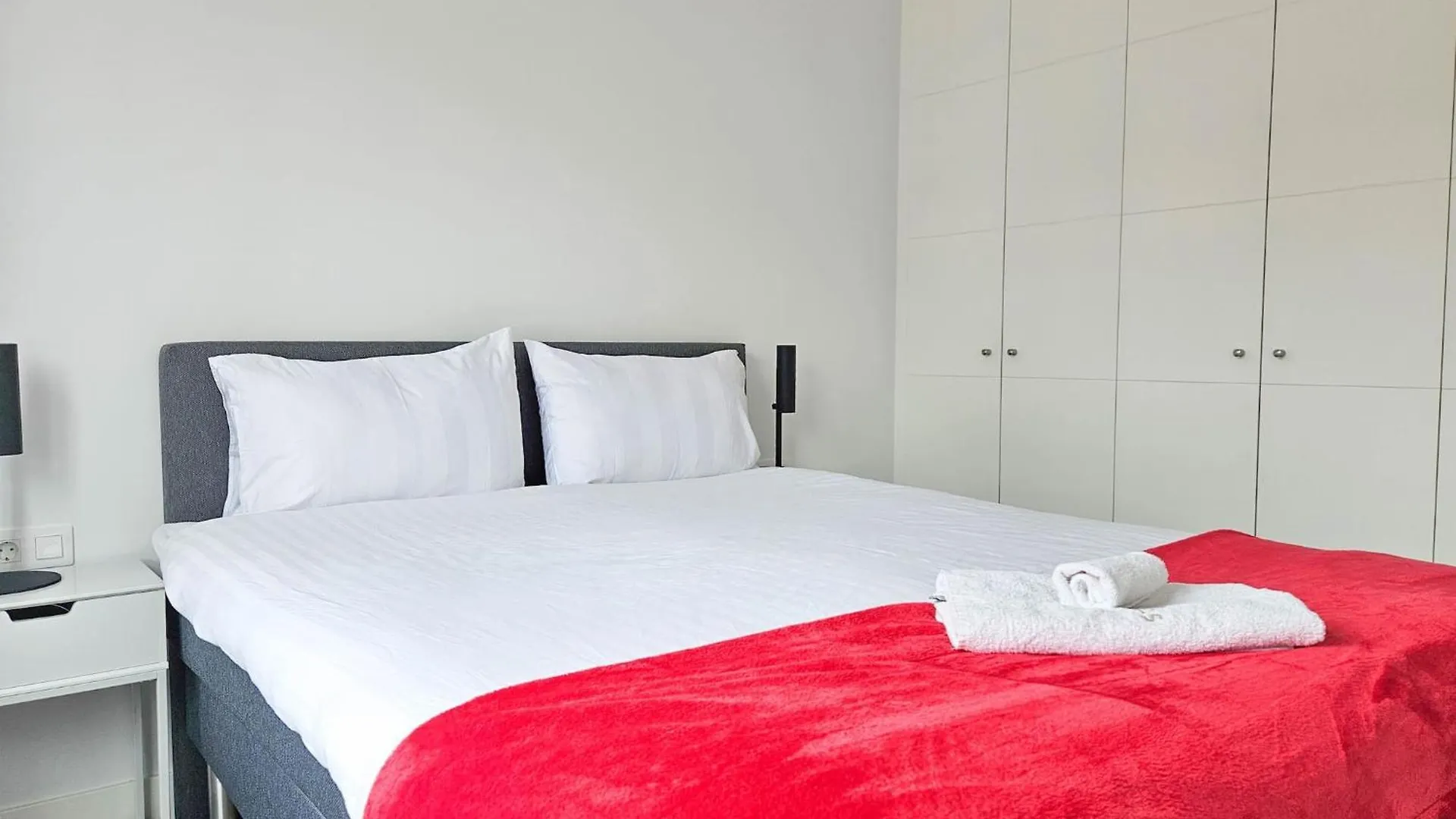 Modern 3 Bedroom Apartment With Amazing Facilities Manilva 0*,  Spain